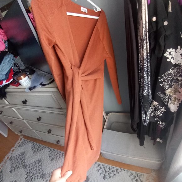 Song of style from revolve - Picture 2 of 2